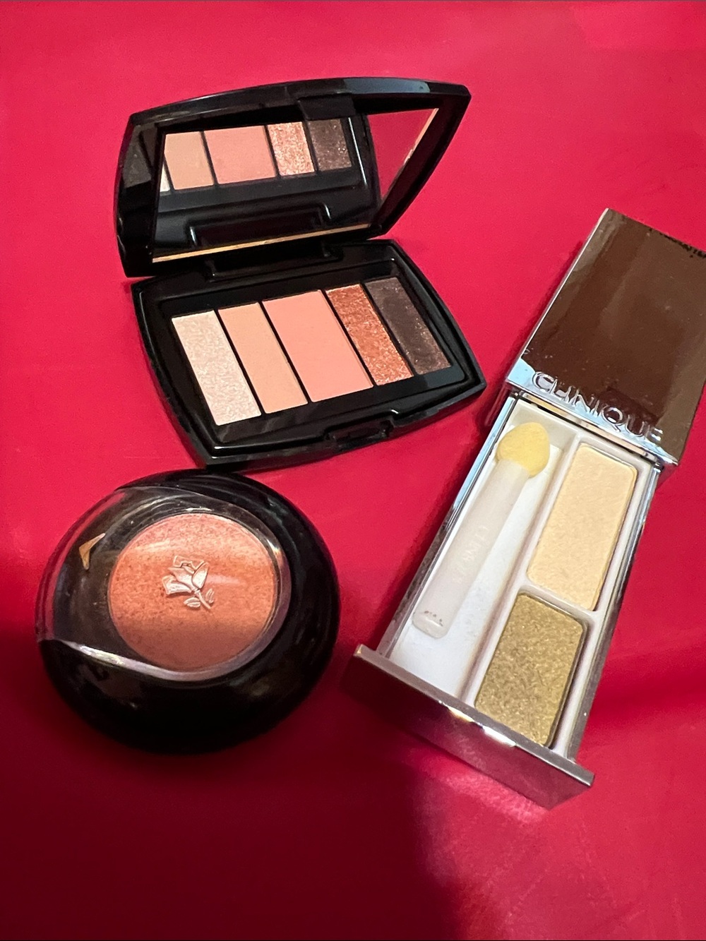 Eyeshadow and bundle.
